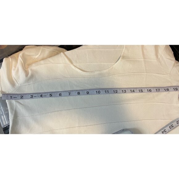 Chico’s Design Off White Open Neck Ridged Long Sleeve Top Sz M - Picture 6 of 10